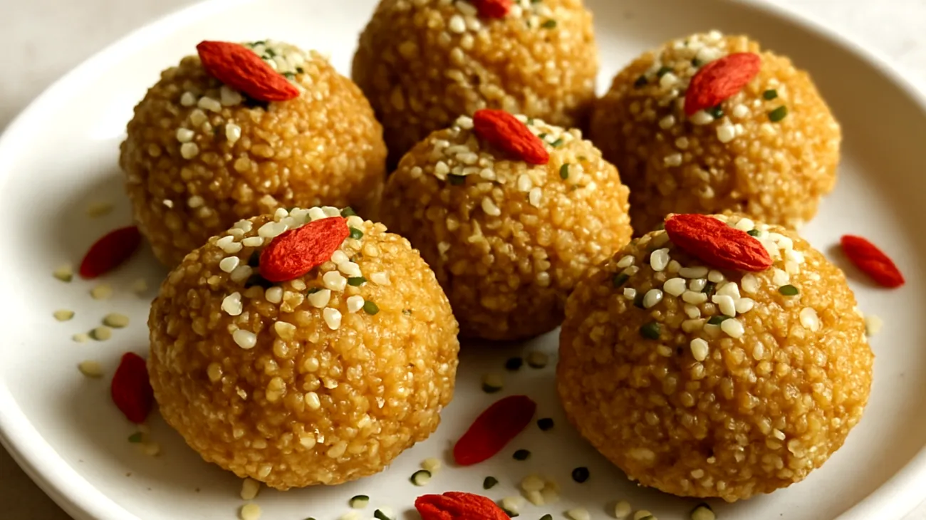 Amaranth-Quinoa-Balls mit Hanfsamen und Goji-Beeren"